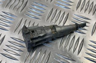 SKODA Superb 2 generation (2008-2015) Замок двери передний правый 3T0837167B 31270840