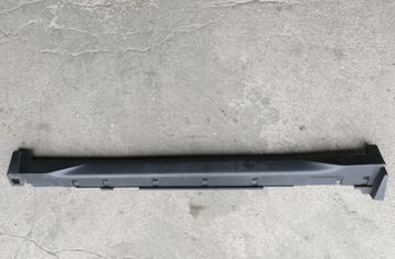 NISSAN X-Trail T32 (2013-2022) Kreisās puses dekoratīvā plastmasas sliekšņu uzlika 768514CE0A 11586329