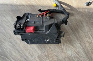 MERCEDES-BENZ GLA-Class X156 (2013-2020) Блок предохранителей a2465400182 32748972