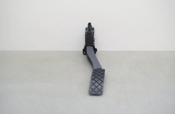 VOLKSWAGEN Touran 3 generation (2015-2023) Akseleratora / gāzes pedālis 5Q1723503J 22914369