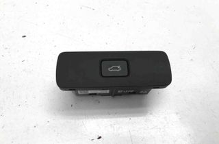 VOLVO XC40 1 generation (2017-2024) Кнопка открывания задней крышки 32350330 30192631