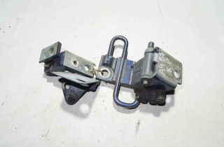 AUDI A4 B7/8E (2004-2008) Петли дверные верхние 8E0831411B 14702488