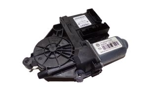 VOLKSWAGEN Caddy 3 generation (2004-2015) Priekšējo kreiso durvju logu pacēlāja motorīts 1T0959702D,1K0959792J 24671744