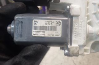 VOLKSWAGEN Tiguan 1 generation (2007-2017) Маторчик стеклоподъемника передней правой двери 5N0959703D 17226177