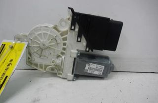 VOLKSWAGEN Tiguan 1 generation (2007-2017) Маторчик стеклоподъемника передней правой двери 5N0959704F 17227303