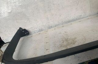 AUDI A4 B9/8W (2015-2024) Обивка крышки багажника 32117487