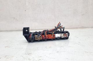 VOLKSWAGEN Passat B5 (1996-2005) Fuse box 8D1937545C 31446561