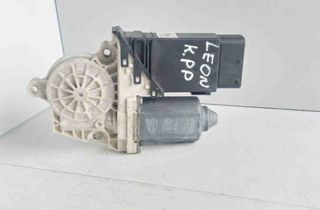SEAT Leon 1 generation (1999-2005) Front Left Door Window Regulator Motor 9776101432203 31455051