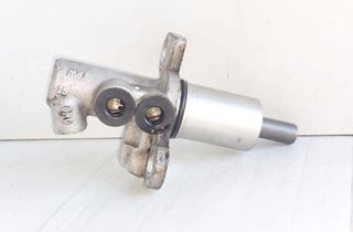 VOLKSWAGEN Passat B5 (1996-2005) Bremžu cilindrs 2499 31471759