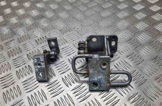 AUDI A4 B8/8K (2011-2016) Другие кузовные детали 8E0831411B 31473813