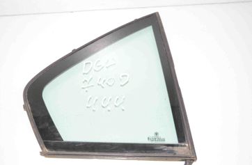BMW 7 Series E38 (1994-2001) Aizmugurējais labais durvju stikls 24927917