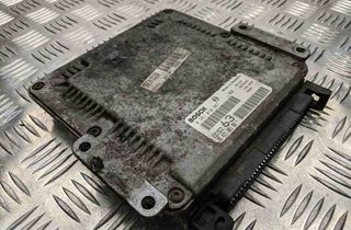 PEUGEOT 607 1 generation (2000-2008) Motora vadības bloks 0281010567 31435652