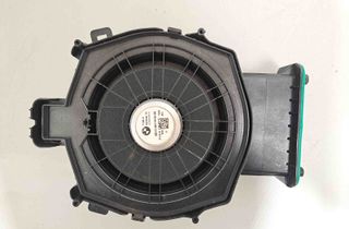 BMW X4 G02 (2018-2024) Низкочастотный динамик с правой стороны 6811918 32473016