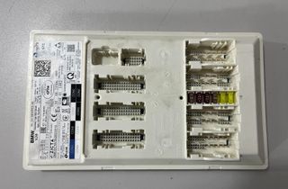 BMW X7 G07 (2018-2024) Comfort Control Unit 5B3CFC2,5B8E989,5B8E927,5B78857,5B72850,5B6C432,5B68203,5B65014,5B5CD13,5B4F883,5A9AFF0,5B3CFC0,5A9AFB2,5B3C127,5B36BD1,5A9D306,5A9A210,5A94377 32825316