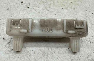 NISSAN Qashqai 2 generation (2013-2023) Aizmugurējā labā bampera stiprinājums 32613999