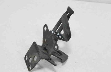 AUDI A8 D2/4D (1994-2002) Bonnet Lock 4D0823485C 24715605