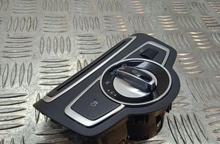 MERCEDES-BENZ C-Class W205/S205/C205 (2014-2023) Headlight Switch Control Unit A2059056500 31127807