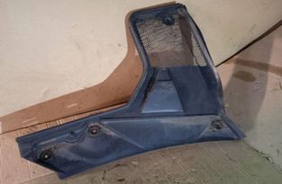 MERCEDES-BENZ C-Class W205/S205/C205 (2014-2023) Пластмасса передняя стеклоочистителей A2058308404 31137536