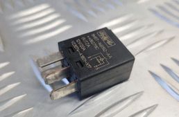 FORD USA Focus 1 generation (1998-2010) Relays 5M5T14B192AA 31069226