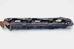 VOLKSWAGEN Caddy 3 generation (2004-2015) Priekšējā kreisā bufera stiprinājums 1T0807049 31095894