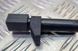 MERCEDES-BENZ C-Class W203/S203/CL203 (2000-2008) Kloķvārpstas stāvokļa sensors 0031532828 31097399