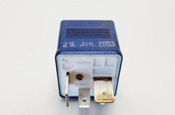 AUDI A6 C6/4F (2004-2011) Relejs 8A0951253 31117490