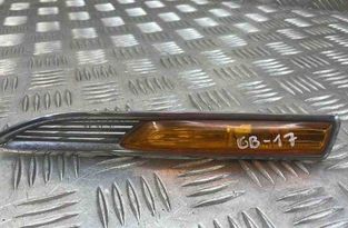 FORD Mondeo 3 generation (2000-2007) Front Left Fender Turn Signal 7S7113K354AD 31827329