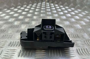 AUDI A7 C7/4G (2010-2020) Распределительная коробка 13899376 31833775