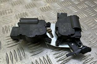 VOLKSWAGEN Passat B6 (2005-2010) Клапаны управления внутренним подогревом 52411483 31843591