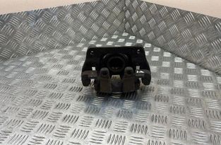 BMW X3 F25 (2010-2017) Priekšējais labais bremžu suports 007T,703123 31844343