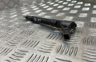 MAZDA 626 GD (1987-1996) Degvielas sprausla SH0113H50 31844410