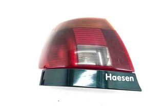 AUDI A4 B8/8K (2011-2016) Aizmugurējais kreisais lukturis 31635701