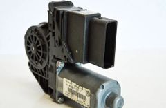 VOLKSWAGEN Golf 5 generation (2003-2009) Aizmugurējo kreiso durvju loga pacēlāja motorīts 1K4839401C 2933080