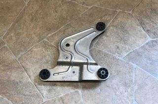 BMW 5 Series F10/F11 (2009-2017) ABS Pump Holder 6797679 21049103