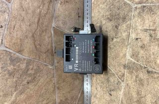 MERCEDES-BENZ E-Class W212/S212/C207/A207 (2009-2016) Front Right Door Control Unit a2129004502 30106399