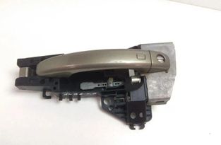 AUDI A4 B5/8D (1994-2001) Наружная ручка боковых левых дверей ID12544 31907272