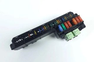 BMW 5 Series E60/E61 (2003-2010) Блок предохранителей 6957330,KL5350 31908540