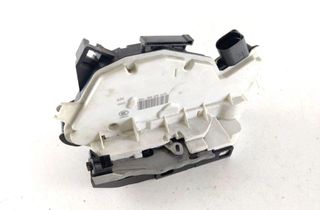 VOLKSWAGEN Passat B6 (2005-2010) Aizmugurējo kreiso durvju slēdzene 5N0839015G 31918037