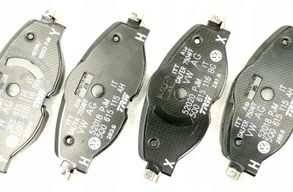 VOLKSWAGEN Passat B1 (1973-1981)  Rear brake pads 5Q0615115AH 32776055