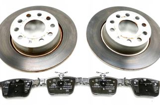 VOLKSWAGEN Golf 8 generation (2019-2023)  Rear brake pads 5Q0615601D 32776519