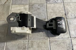 VOLKSWAGEN Touran 1 generation (2003-2015) Left Side Trunk Seatbelt 33048191 20505073