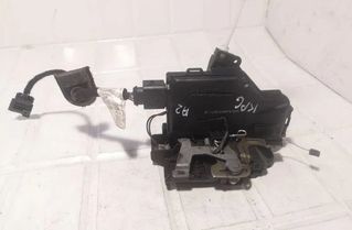 AUDI A2 8Z (1999-2005) Aizmugurējo kreiso durvju slēdzene 1J0973714,8Z0971687A 21032602