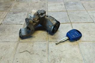 TOYOTA Corolla Verso 1 generation (2001-2009) Ignition Lock 8978313010 21041489