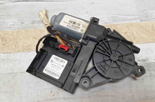 VOLKSWAGEN Touran 1 generation (2003-2015) Front Right Door Window Control Motor 1T0959702B,1T0959702,1K0959792G,1K0959792 32067858
