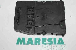 RENAULT Scenic 2 generation (2003-2010) Блок предохранителей 8200724392,8200412548 27772403