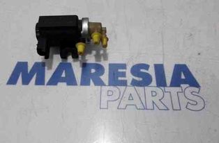 PEUGEOT 5008 1 generation (2009-2016) Соленоидный клапан 9672875080,70163302 27834086