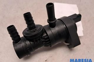 PEUGEOT 3008 1 generation (2010-2016) EGR Valve V759514680,V757750680 29181064