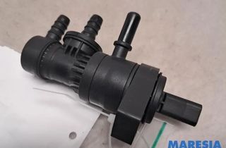 CITROËN C4 Picasso 1 generation (2006-2013) EGR Valve 757750680,V757750680 30815354