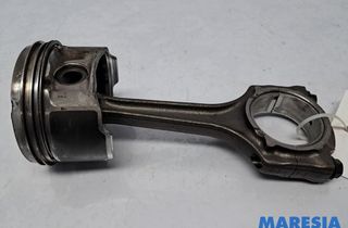 FIAT Punto 3 generation (2005-2020) Citas virsbūves detaļas 55272807,55196774,55277579,6000100377,55277580 33058808