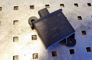 VOLKSWAGEN Touareg 2 generation (2010-2018) Tyre Pressure Sensor 7PP907283 26111736